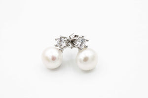 Meghan's Pearl & Diamond Earrings